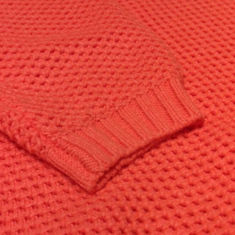 Sweater - Picture 3 of 4